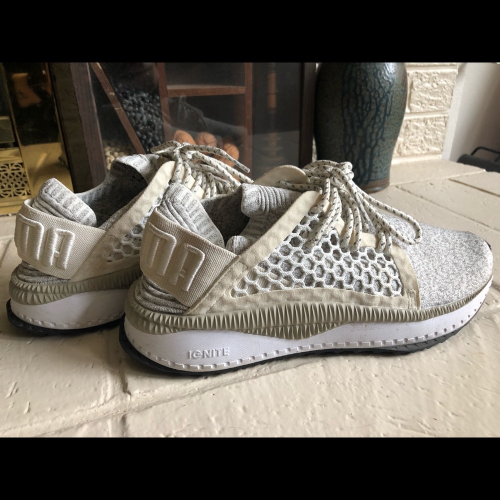 Puma shoes - great condition